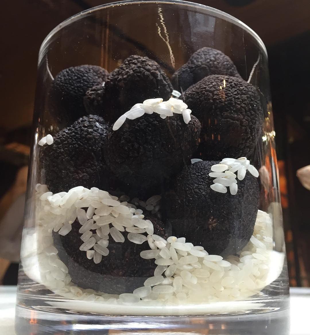 Tasmanian Black Truffles Extra Grade